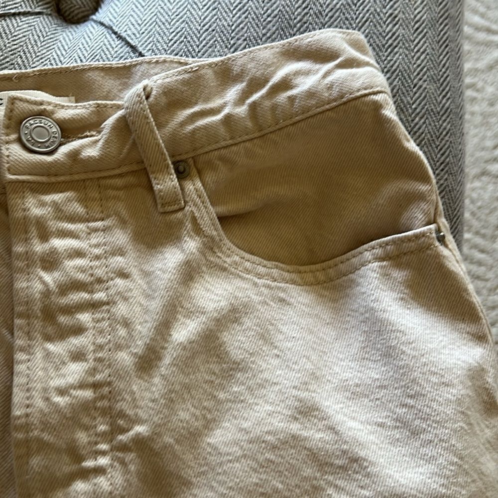 PacSun Eco Beige Ripped Vintage High Waisted Denim Shorts Size 26 - Picture 7 of 11